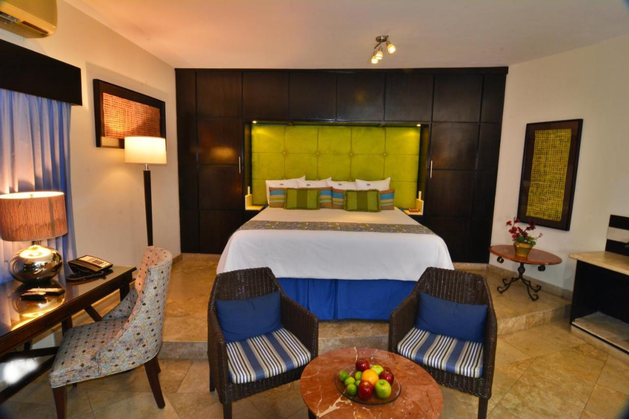 Hotel Hblue La Paz Esterno foto